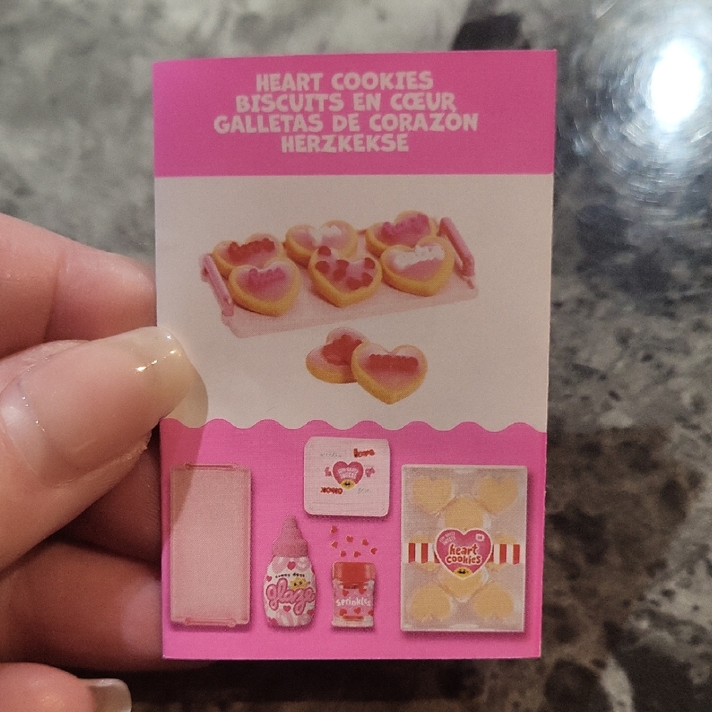 Miniverse Make It Mini Food Valentines Heart Cookies